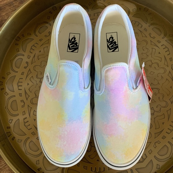 Vans Classic Slip-On Size 7 Youth= Women's size 8.5 - Picture 1 of 15